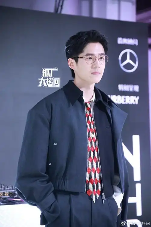 anotherman摄影派对##刘昊然金丝眼镜