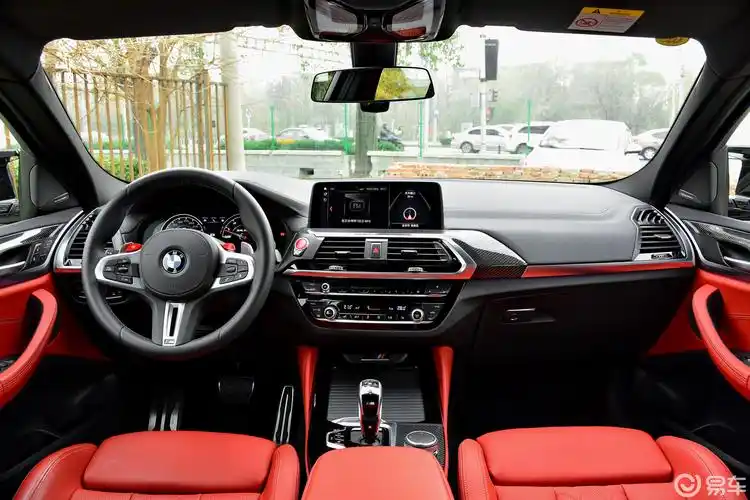 【宝马x4 m2019款x4 m内饰全景正拍汽车图片-汽车图片大全】-易车
