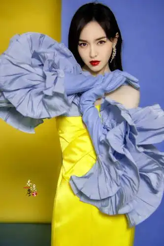 唐嫣绣球花手套