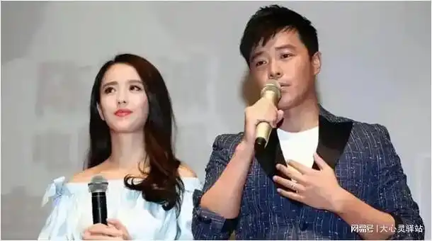 佟丽娅带着儿子探险穿救生衣与泳裤仍有少女感前夫陈思诚也在