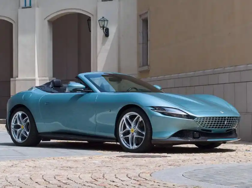 2762万元拿下法拉利软顶敞篷跑车