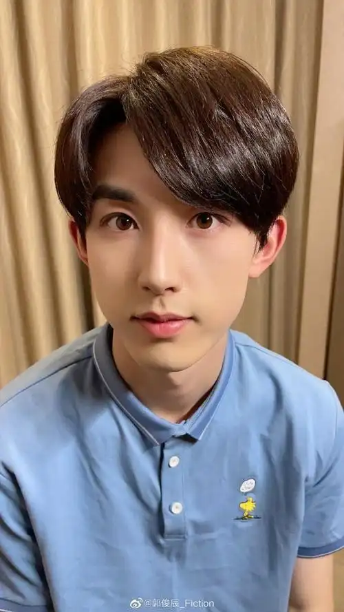 郭俊辰表情包上线了呆萌搞怪表情百变