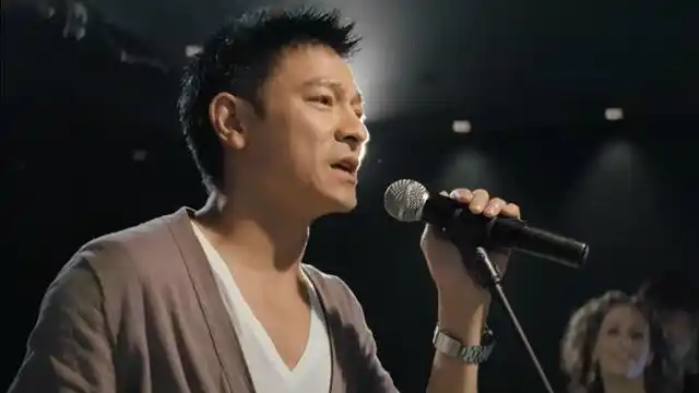 我知女人心:刘德华唱歌也是专业的,这段也太好听了吧