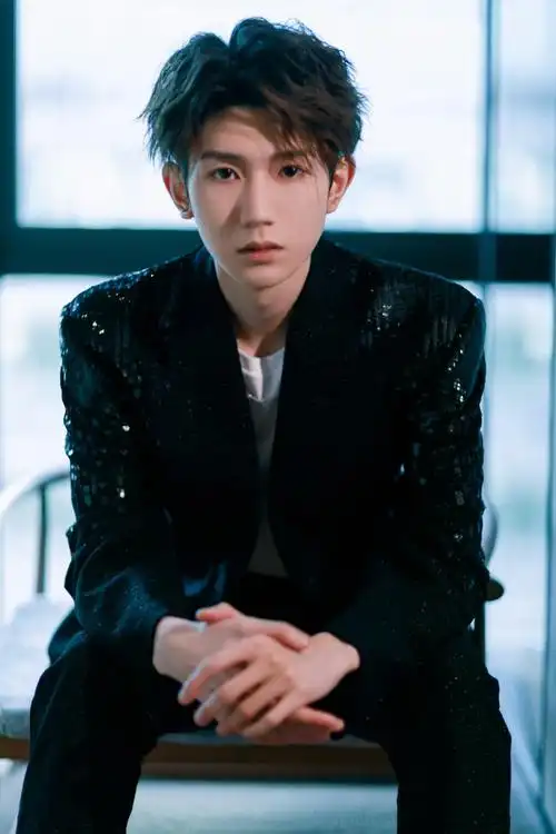 王源- 堆糖,美图壁纸兴趣社区