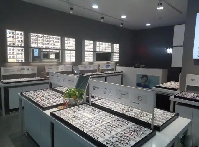 眼镜暴利6元成本毛利近95