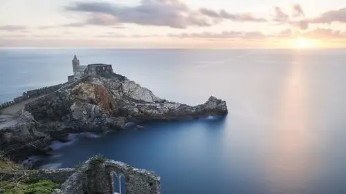 首页 桌面壁纸 风景壁纸 海边城市唯美风景图片电脑壁纸
