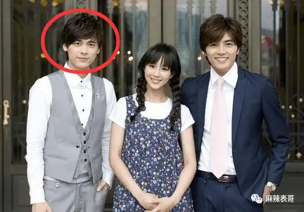 李易峰多次嫖娼被抓,百里屠苏还是倒在了月圆之夜