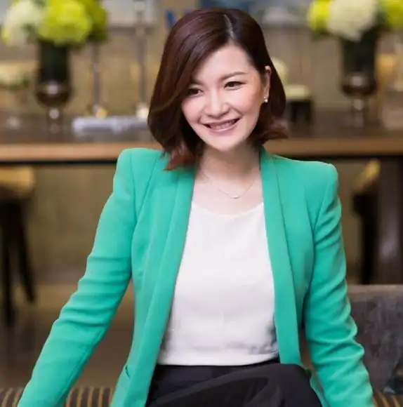 陈蓉(主持人)(1976年10月7日—),出生于浙江宁波,毕业于上海戏剧学院