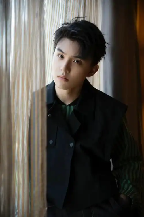 《大考》圆满收官 郑伟演技细腻引观众心疼__凤凰网