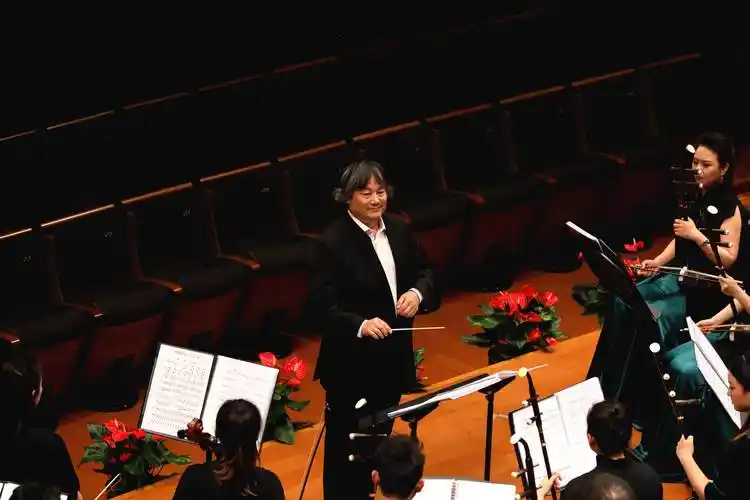 著名作曲家王丹红倾情创作,著名指挥家汤沐海执棒,著名二胡演奏家