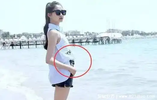 关晓彤大肚子要生了,疑似孕照曝光鹿晗要当爸爸了(谣言)