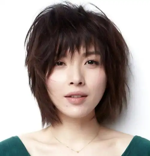 如今提到李佳的名字,不少人都会疑惑,这个女演员的名字如此陌生,但要