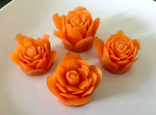 周五就开始打冰箱里拿根胡萝卜的主意了 ;-)