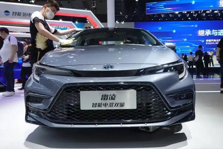 2023上海车展丨第五代智能电混双擎系统广汽丰田全新雷凌亮相