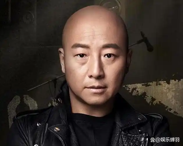 "狠人"周晓鸥:吴京发小,28岁成乐坛霸主,却因演技太好被说