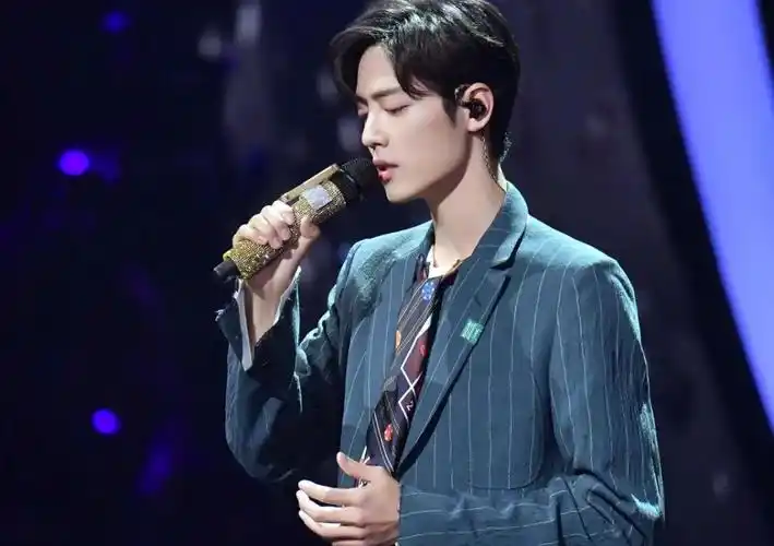 肖战新歌光点上线凡此过往铭记于心