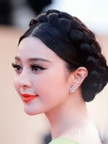 范冰冰范爷对于任意的发型都能掌握,从刚.