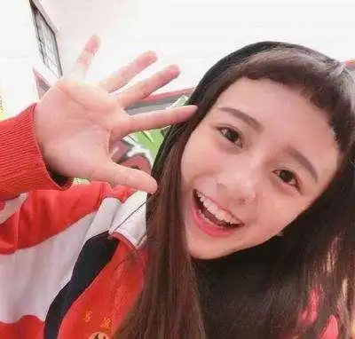 你敢剪么?这是今年很流行的圆形刘海发型