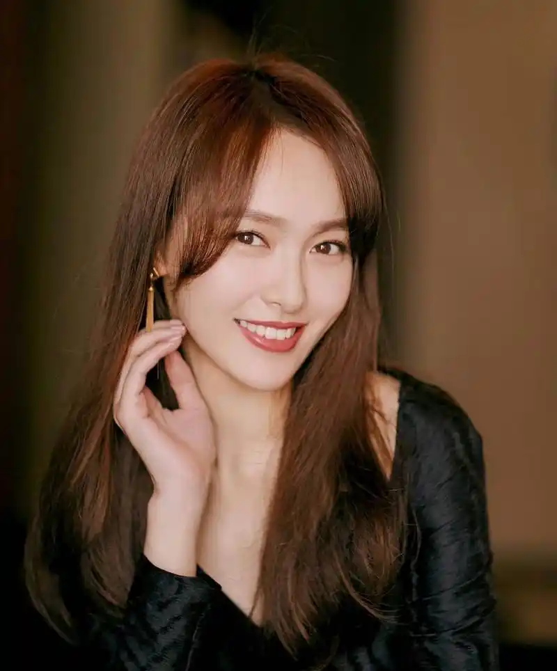 唐嫣# 性感妩媚,清纯可爱,让人爱慕