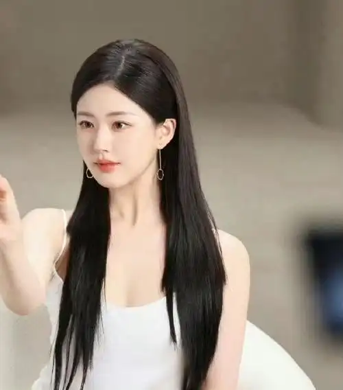 老公啊啊啊啊啊美到失语#赵露思刘亦菲撞脸