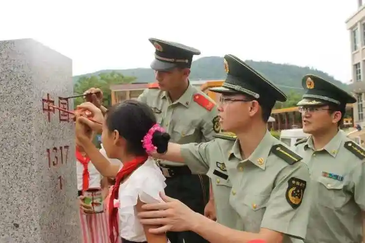 83块界碑,见证边境一线民警初心路