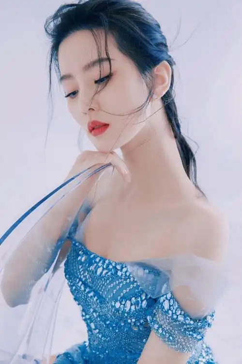 有没有哪些惊艳到你的女明星的美图? - 知乎