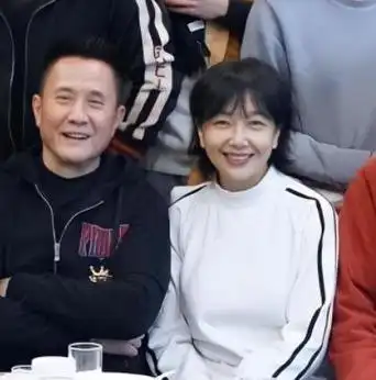 回顾演员田小洁从工人到演员娶女神江珊为妻爱情事业双丰收