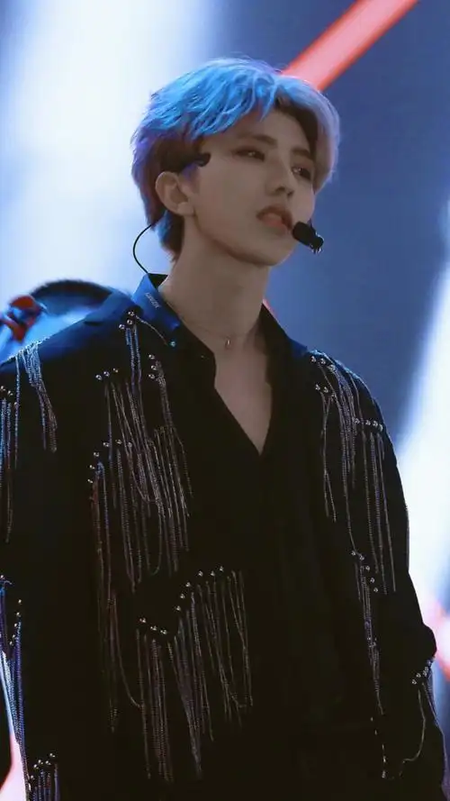 蔡徐坤无水印壁纸头像