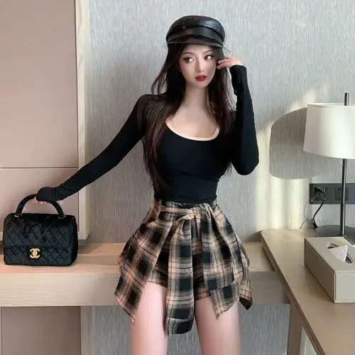 网红蹦迪套装女抖音街拍同款时尚潮流女装夜店性感时髦短裙两件套