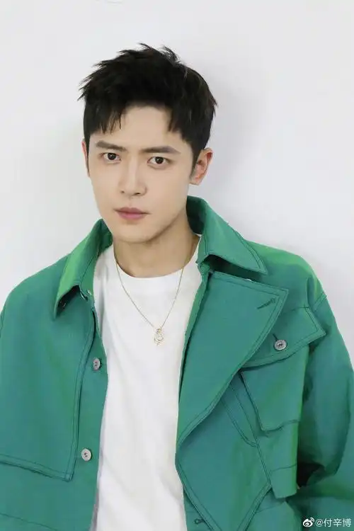 抓住骆闻舟时期的尾巴付辛博新照