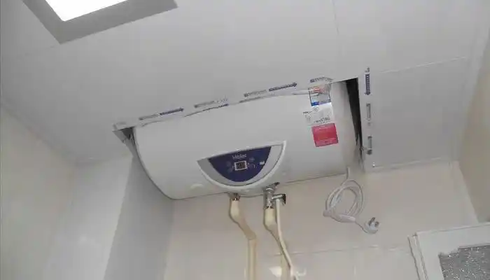 装修百科之吊顶木门又之半包热水器