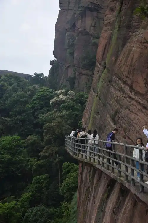 武功山太多,来这里也不错.江西弋阳龟峰,5a景区,景区很有特 - 抖音