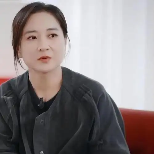 这一夜,42岁过生日的贾玲,彻底暴露了自己的"江湖地位"