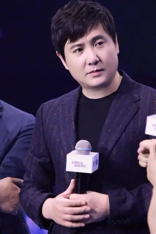 来咯沈腾的新作品又要来了光天化日