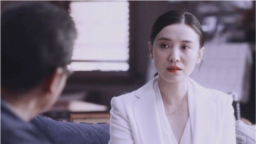 小舍得南俪满心沮丧选择离婚南建龙前来阻止