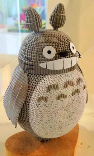 创意大型灰色龙猫手工diy瓦楞纸产品分享