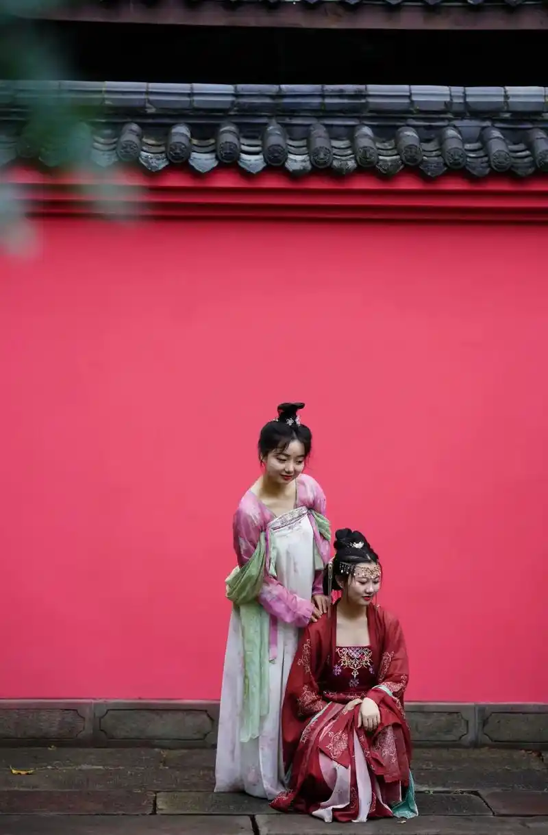 古风摄影,我的御用麻豆又上线了 - 抖音