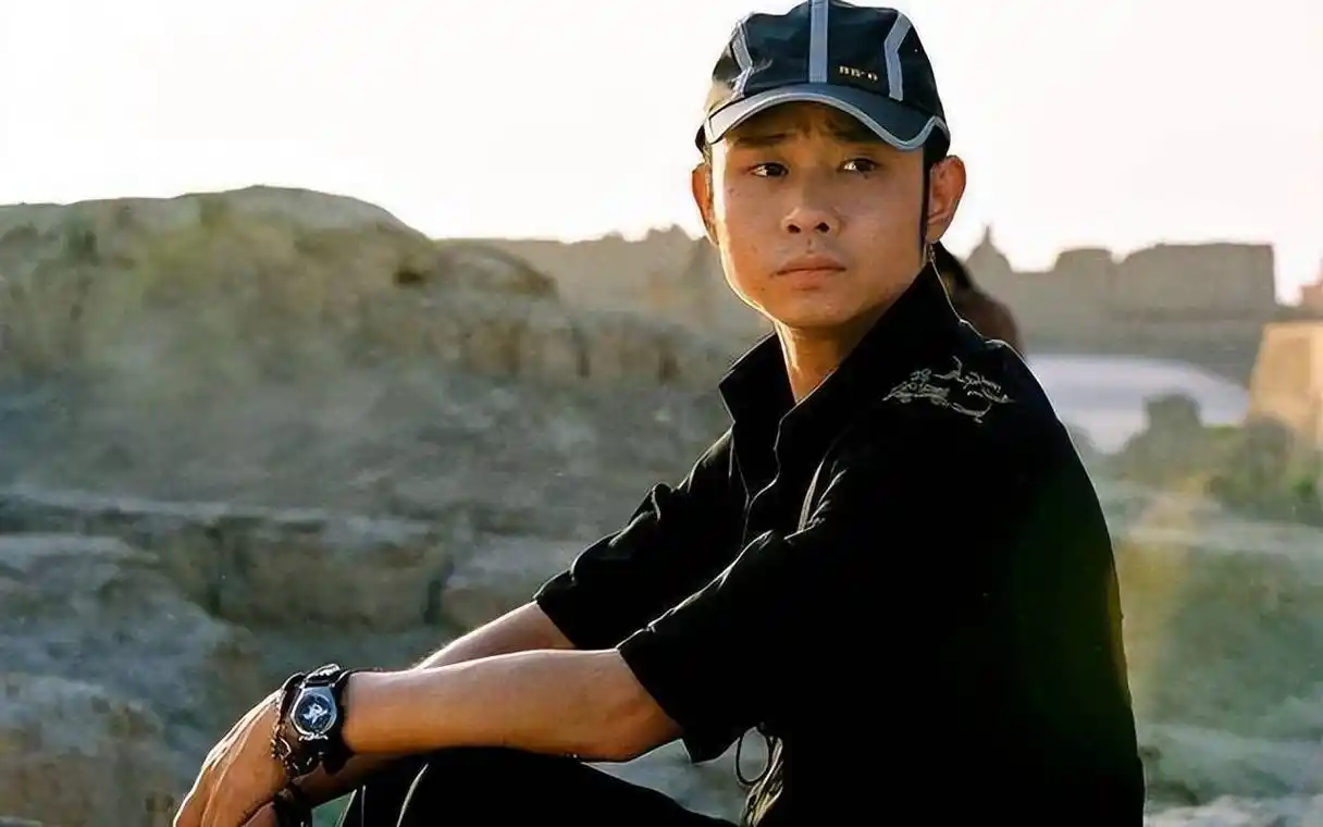 歌手刀郎沉寂多年再出新歌 歌词疑似内涵明星惹来争议