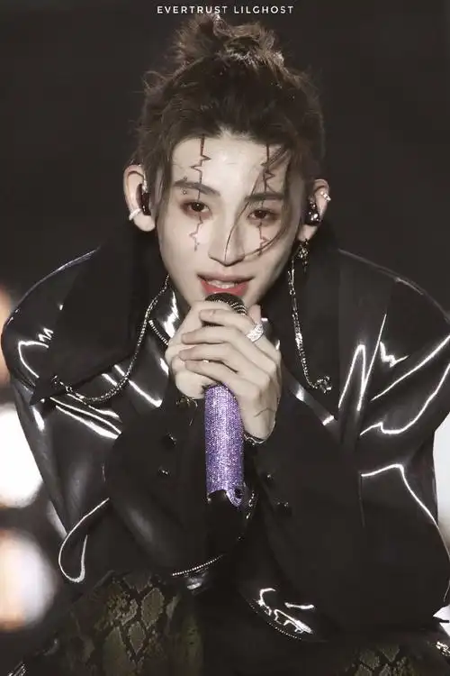 小鬼##小鬼 不无聊的内娱舞台