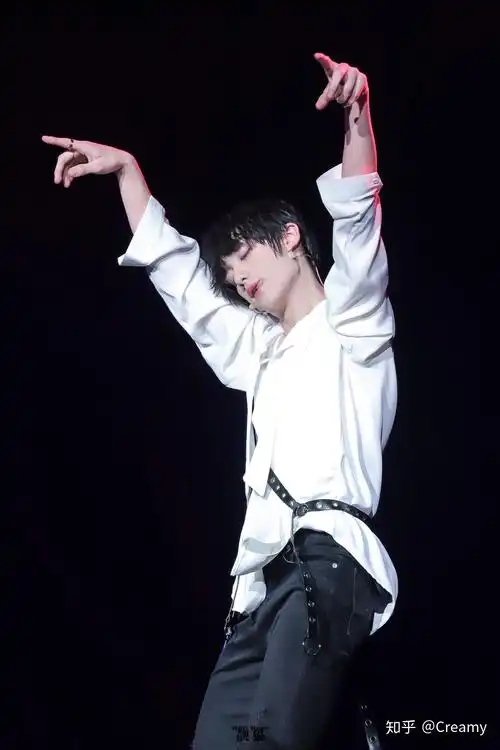 丁程鑫有哪些让你惊艳的照片?