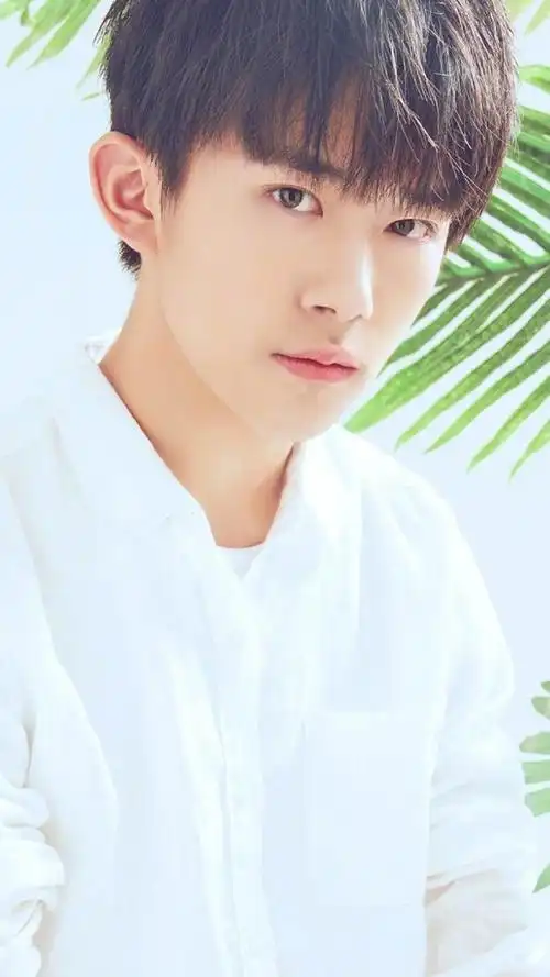 易烊千玺手机壁纸大全,吸一口千玺的仙气