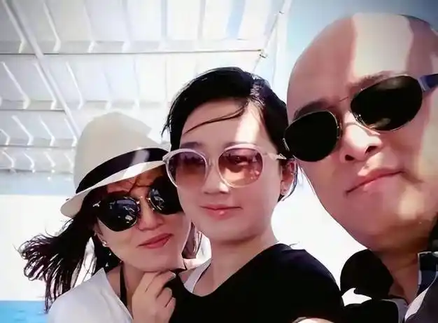 从印刷工逆袭江苏一哥和初恋结婚曝光孟非的精彩人生