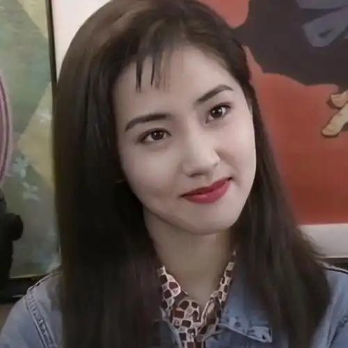 短发气质非常干练婚纱郭蔼明 好靓再来一张自己用的何美钿头像哈哈太