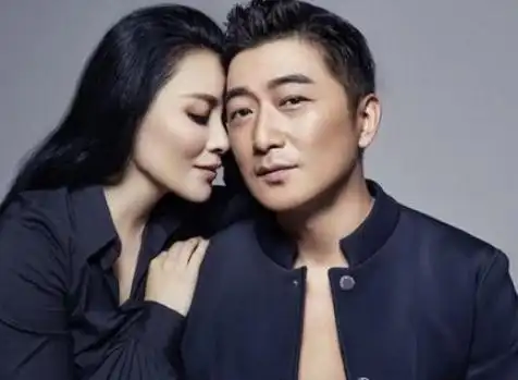 两人低调结婚30年,表示很幸福