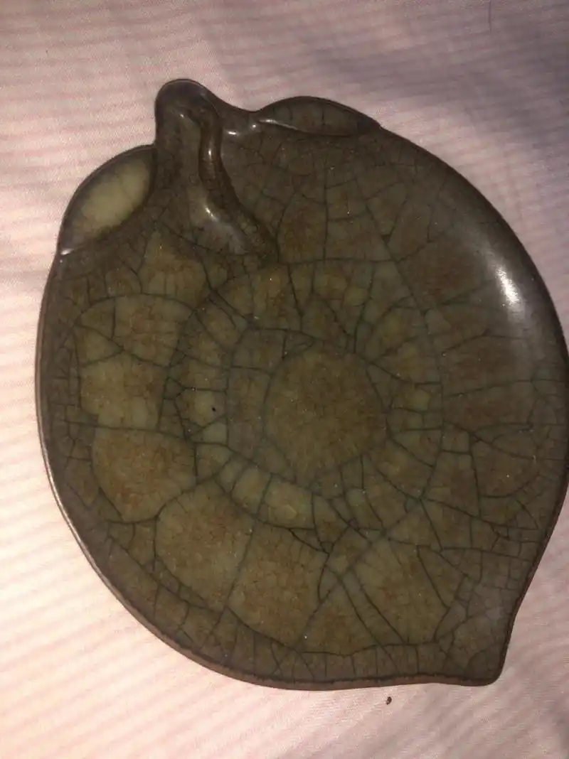 宋代哥窑金丝铁线紫口铁足弥足珍贵珍藏品非常难得 - 抖音