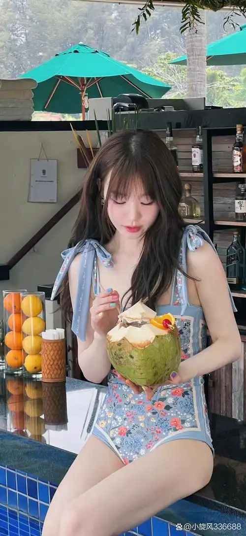 徐梦洁,中文名徐梦洁,别名彩虹,是一位中国内地的流行乐女歌手,模特和