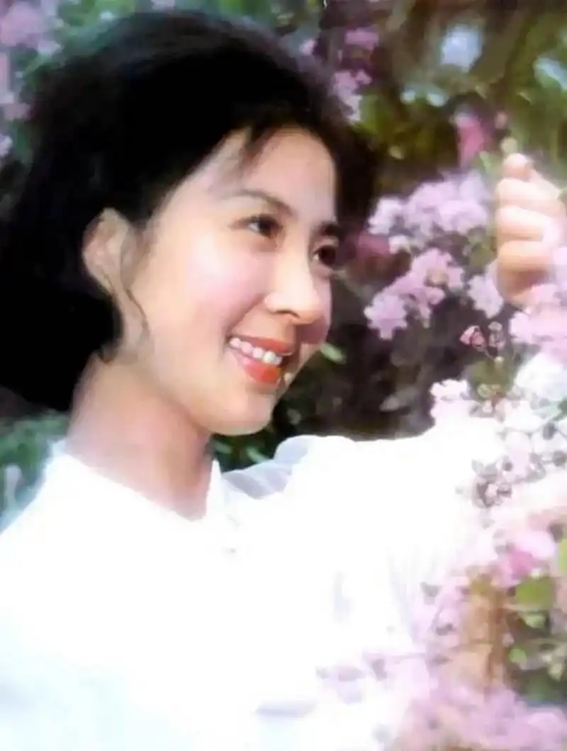 这位女演员是七十年代的人物,如今很少有人记得她了.
