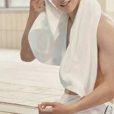 超酷男生炫腹肌qq男生头像