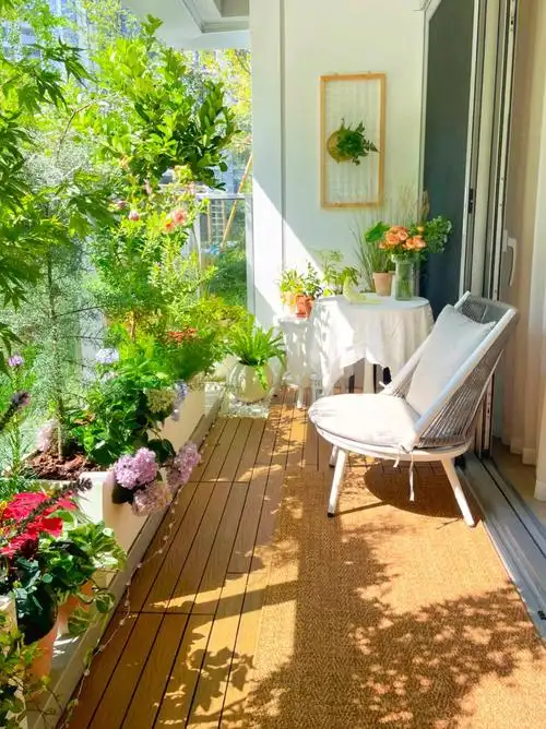 有这样的阳台小花园你几点回家