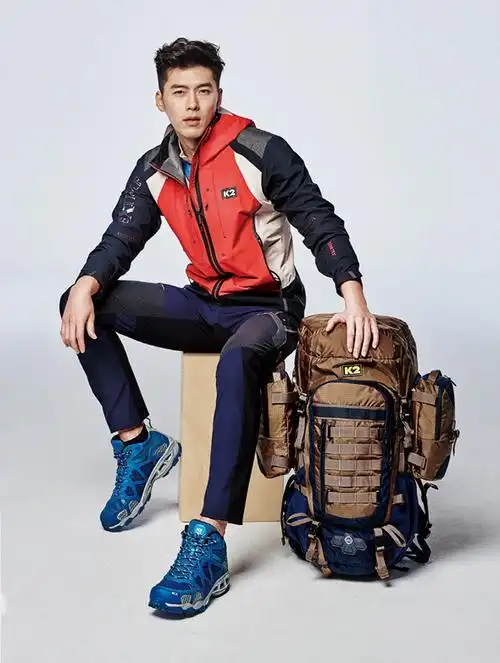 玄彬最新画报公开 展时尚运动男魅力(组图)